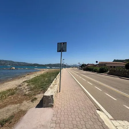 L'appartamento Sul Mare * 아르자케나